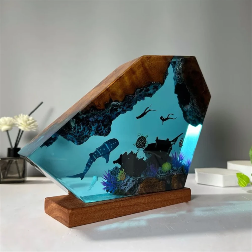 ReliefCore™ - Underwater Resin Nightlight